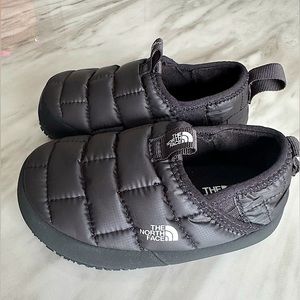 The North Face Toddler size 10 THERMOBALL Shoes